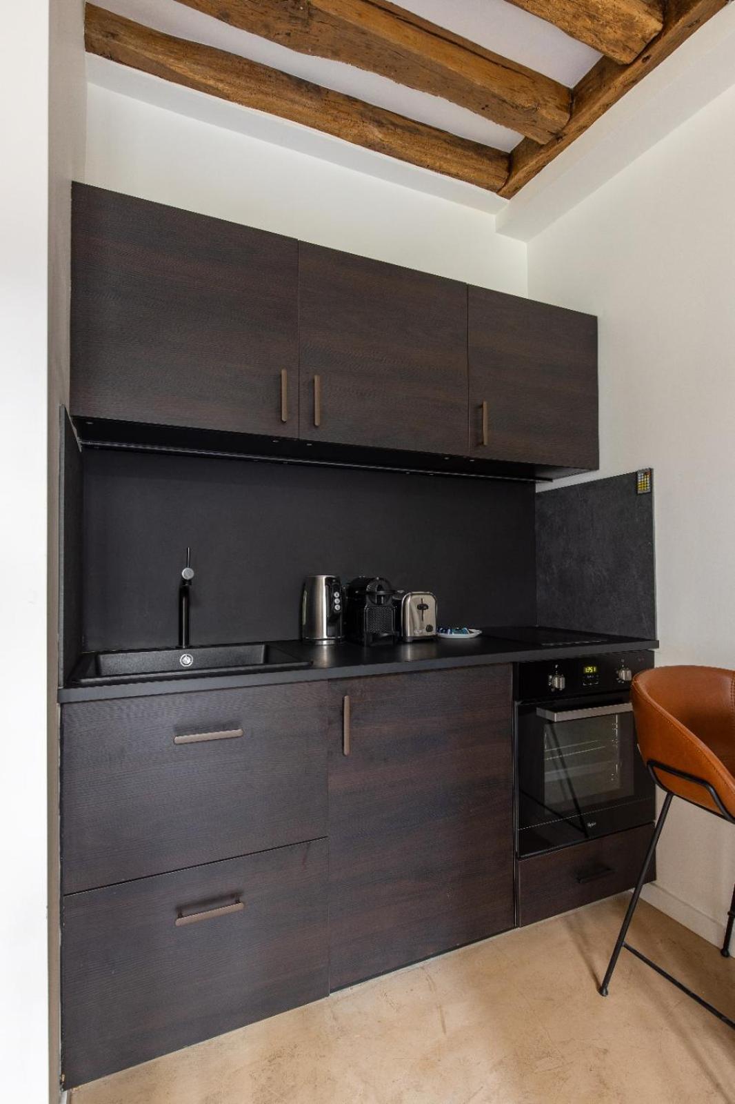 Authentic Apartment - 1Br-4P - Le Marais Paris Exterior photo